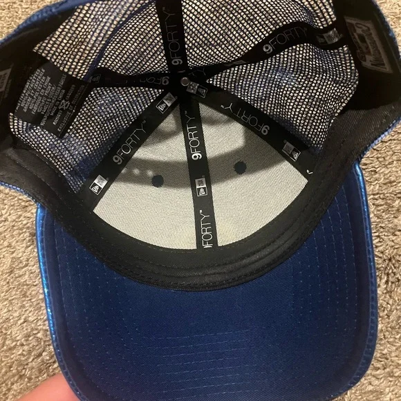 Seattle Mariners Women’s Cooperstown Collection Blue Glitter Vintage Logo Hat - Picture 3 of 6